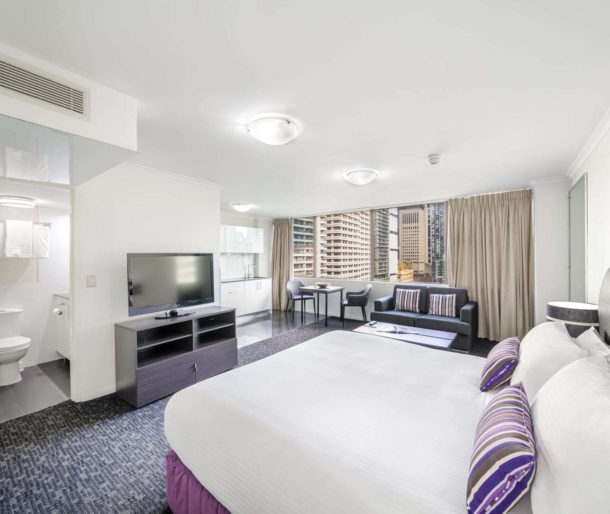 Oaks Sydney Hyde Park Suites Exterior photo